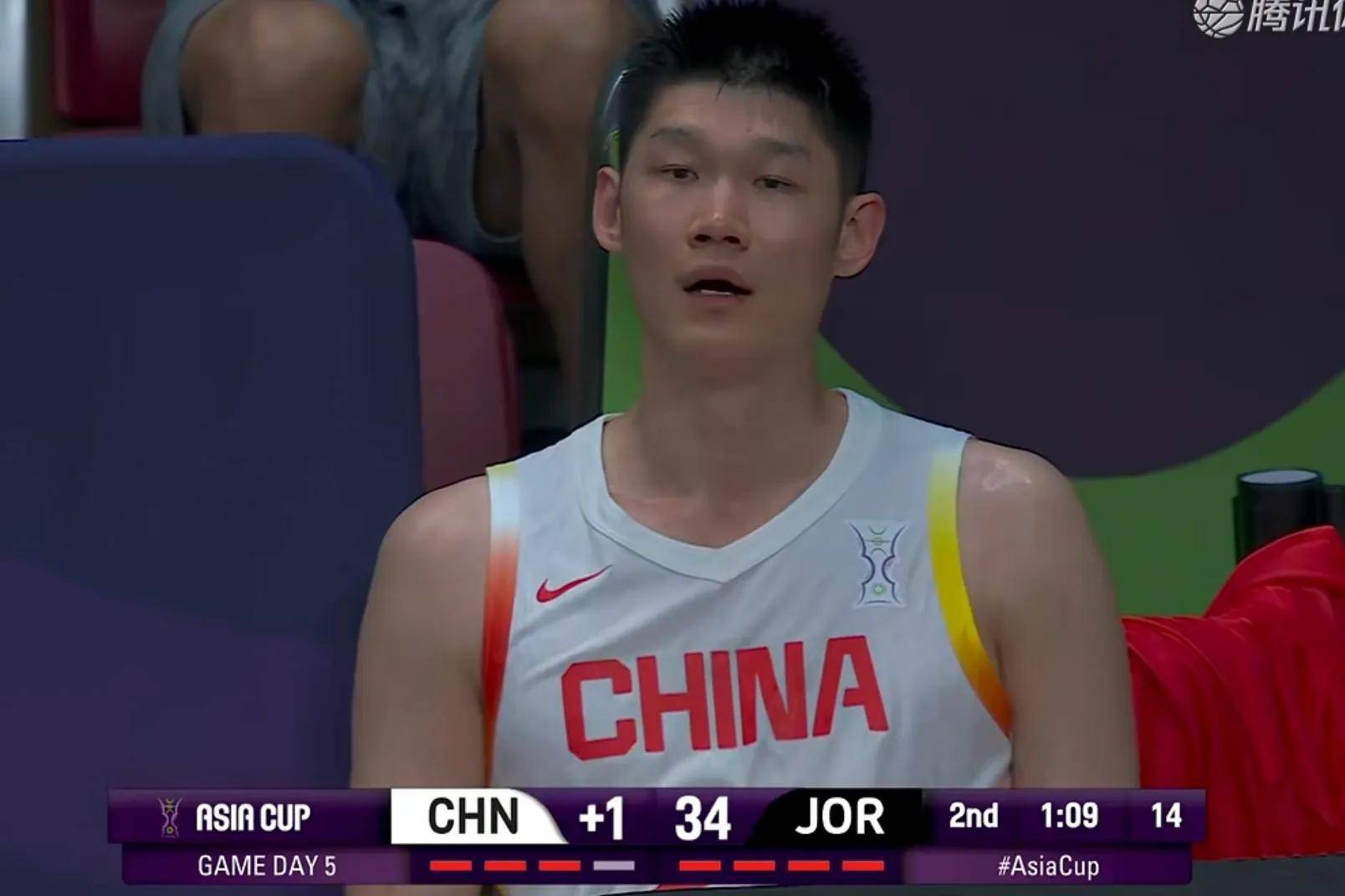 包含中国男篮明日对阵约旦男篮没那么难，他们没有好中锋的词条